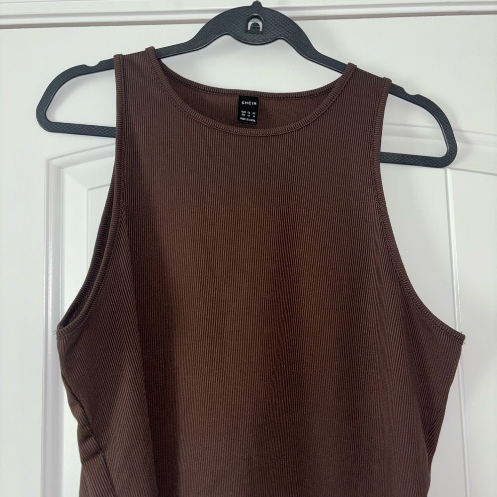 SHEIN Brown Sleeveless Tank Top